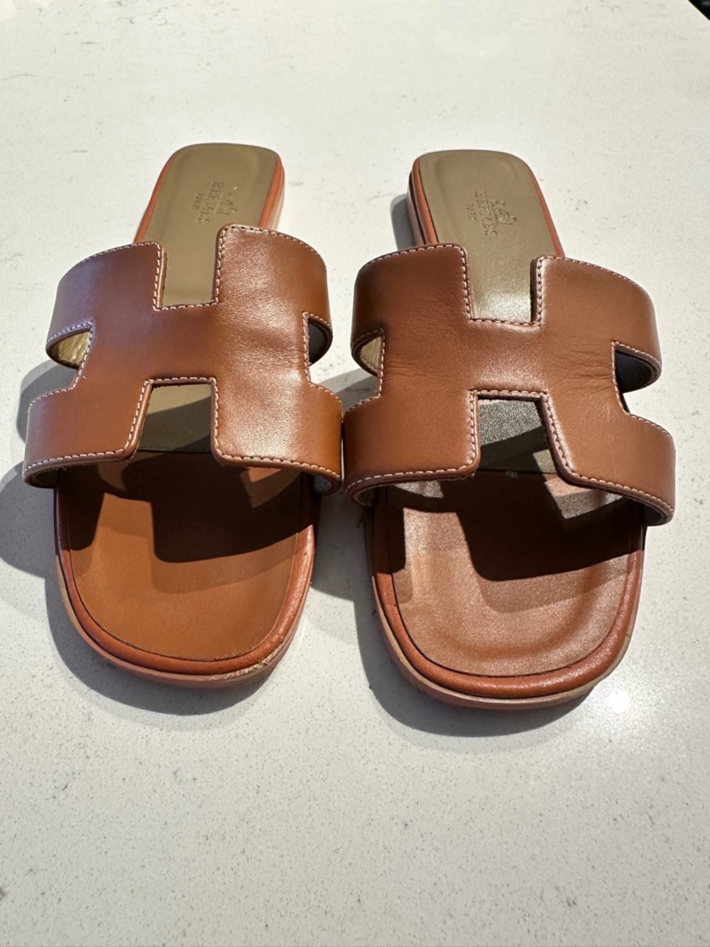 Hermès Oran Tan Brown Leather H Slide Sandals - Picture 6 of 8